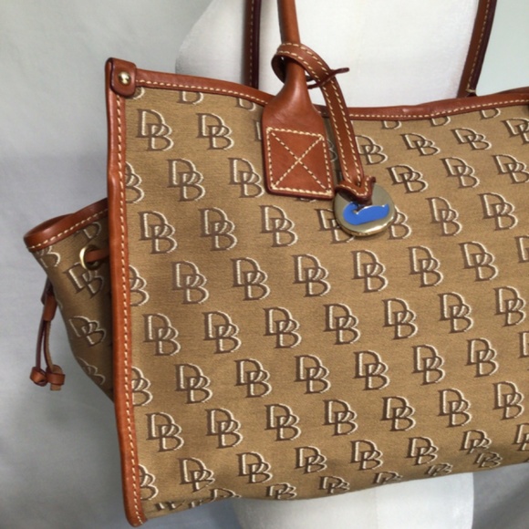 Dooney & Bourke Monogram Weekender Tote - Picture 3 of 16